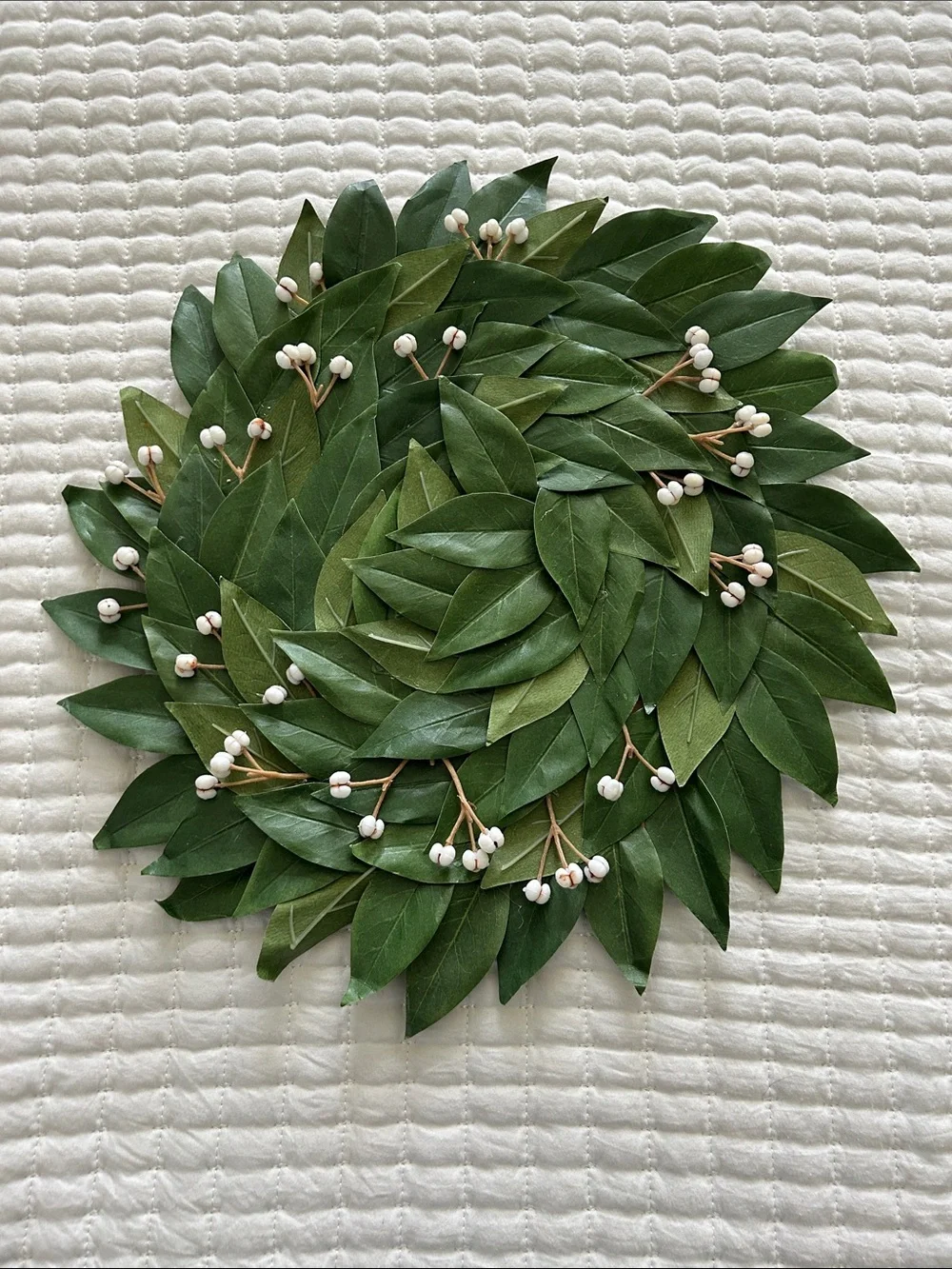 Pottery Barn Leafy Plate Chargers, Set of 4 (Set A)